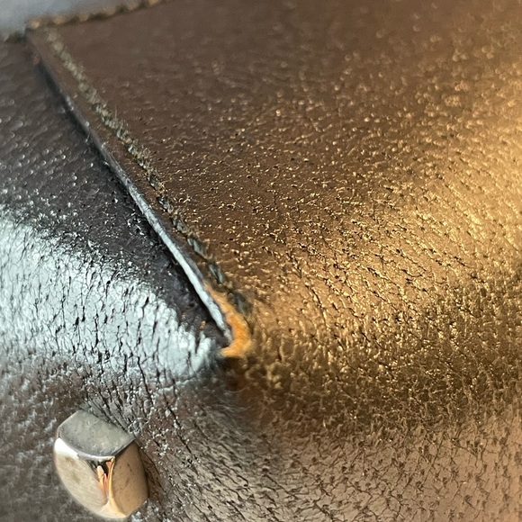 Salvatore Ferragamo Elegant Blue and Black Shoulder Bag with Sleek Design - Picture 8 of 16